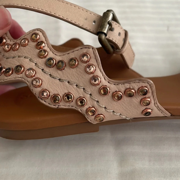 See by Chloé Scallop Leather Rhinestone Sandal Beige EU 38.5 US 8.5 - Picture 4 of 15